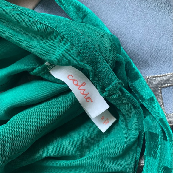 Colsie Green Tank Top - Picture 3 of 4